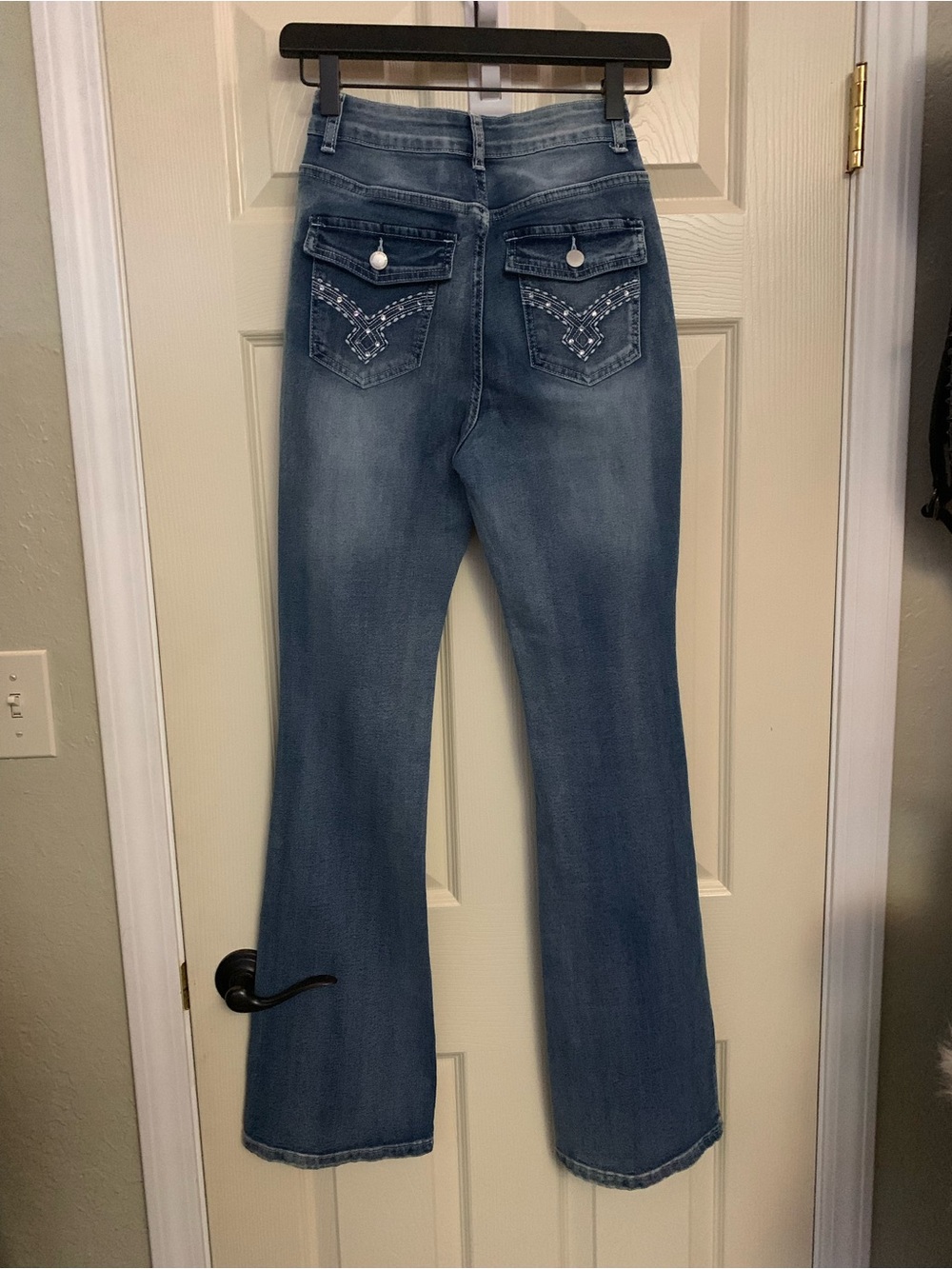 Classic Women's Blue Bootcut Jeans with Rhinestoned and Embroidered Pockets